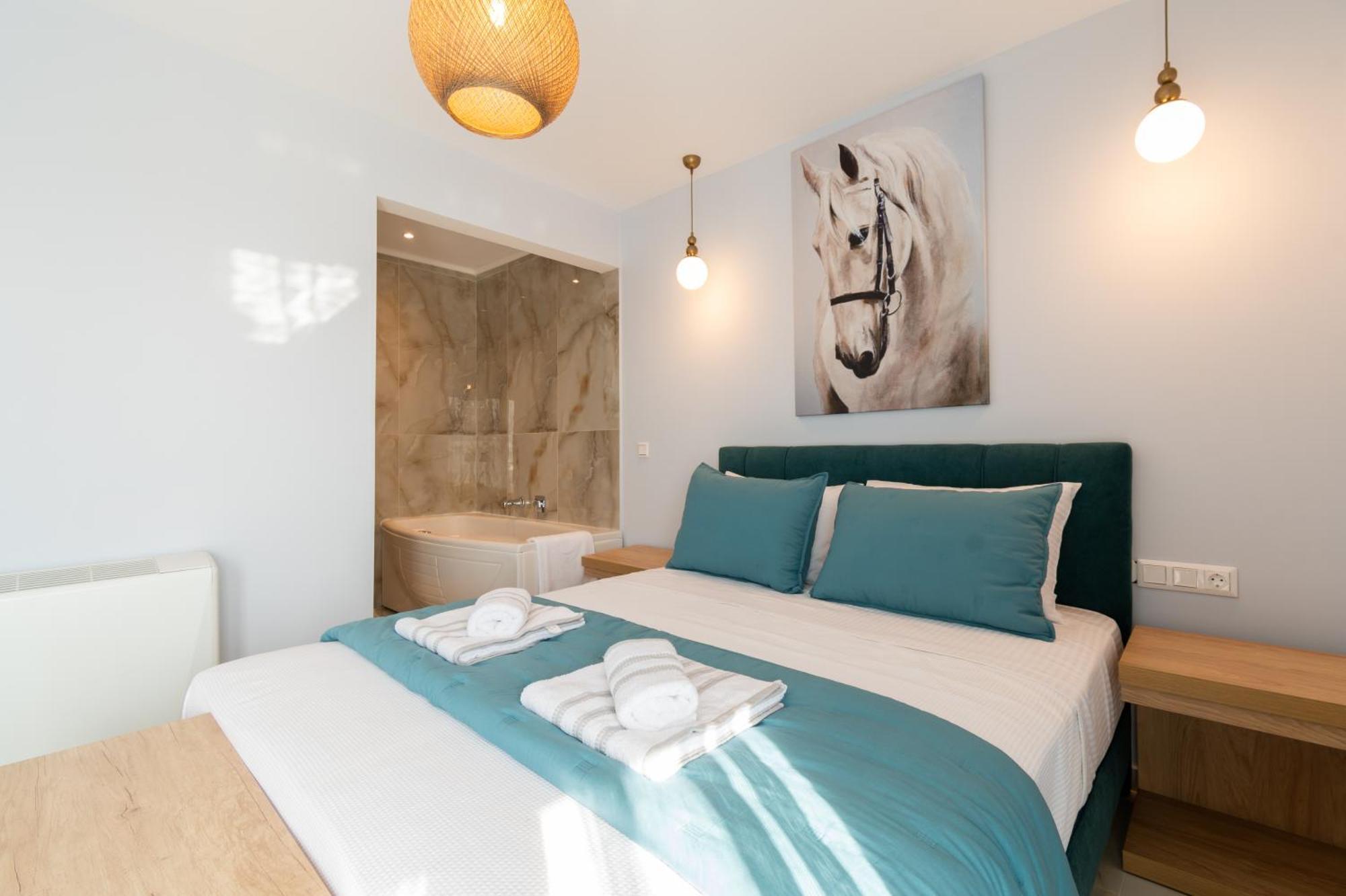 Elena's Luxury Sea View House 2 *